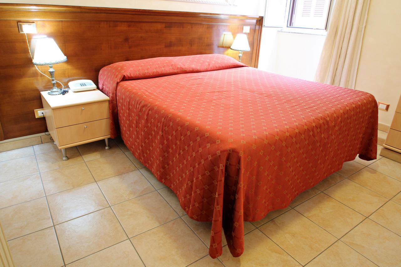 Hotel Rosetta à Rome Extérieur photo