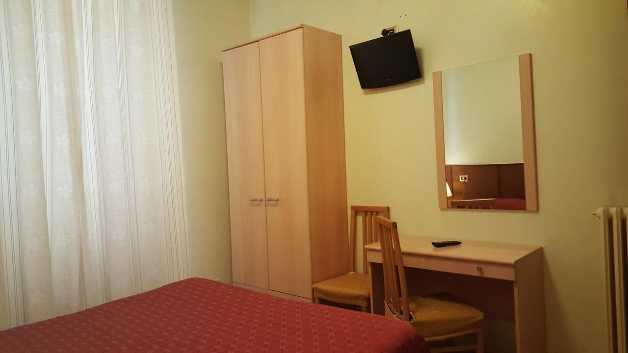 Hotel Rosetta à Rome Extérieur photo